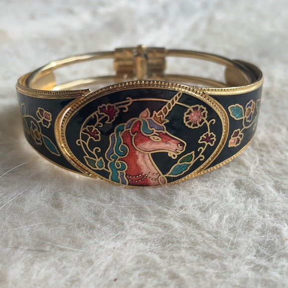 Vintage Cloisonné  Unicorn Flowers Enamel Gold Tone Clamp Bangle Bracelet - Picture 1 of 3